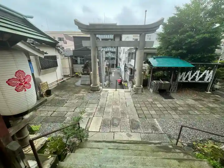 石川町諏訪神社(神奈川県)