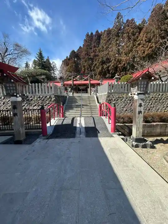 金蛇水神社の{uncategorized: "未分類", other: "その他", undefined: "問題あり", building: "その他建物", grave: "お墓", sacred_gate: "鳥居", guardian: "狛犬", statue: "像", buddha: "仏像", history: "歴史", nature: "自然", garden: "庭園", animal: "動物", pagoda: "塔", temizu: "手水舎", mountain_gate: "山門・神門", sanctuary: "本殿・本堂", subordinate: "末社・摂社", art: "芸術", scenery: "景色", jizo: "地蔵", ema: "絵馬", goshuin: "御朱印", omikuji: "おみくじ", items: "授与品その他", amulet: "お守り", goshuincho: "御朱印帳", eats: "食事", festival: "お祭り", votive_dance: "神楽", shichigosan: "七五三参", wedding: "結婚式", experience: "体験その他", initially: "初詣", around: "周辺", anti_infection: "感染症対策"}