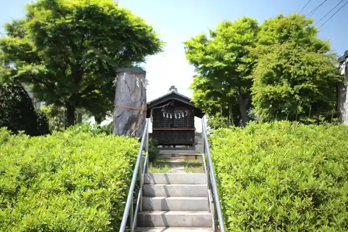 雷電社の建物その他