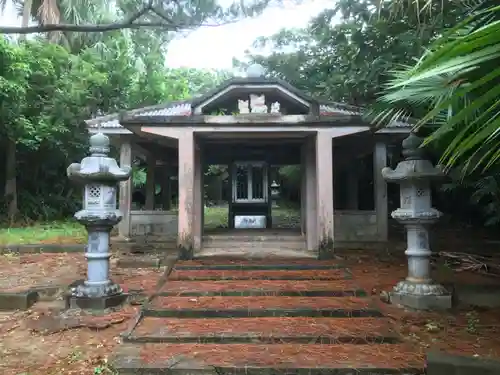 大原神社の山門