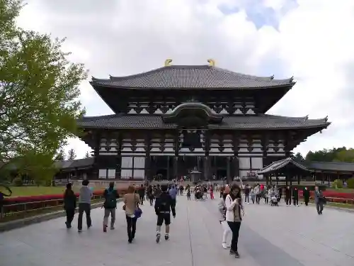 東大寺の本殿