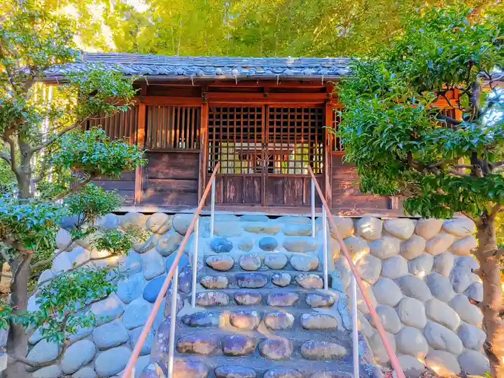 神明社荒神社(萩原町串作)の本殿・本堂