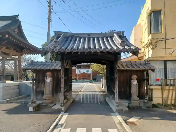 長久寺の{uncategorized: "未分類", other: "その他", undefined: "問題あり", building: "その他建物", grave: "お墓", sacred_gate: "鳥居", guardian: "狛犬", statue: "像", buddha: "仏像", history: "歴史", nature: "自然", garden: "庭園", animal: "動物", pagoda: "塔", temizu: "手水舎", mountain_gate: "山門・神門", sanctuary: "本殿・本堂", subordinate: "末社・摂社", art: "芸術", scenery: "景色", jizo: "地蔵", ema: "絵馬", goshuin: "御朱印", omikuji: "おみくじ", items: "授与品その他", amulet: "お守り", goshuincho: "御朱印帳", eats: "食事", festival: "お祭り", votive_dance: "神楽", shichigosan: "七五三参", wedding: "結婚式", experience: "体験その他", initially: "初詣", around: "周辺", anti_infection: "感染症対策"}