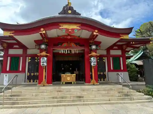 品川神社の{uncategorized: "未分類", other: "その他", undefined: "問題あり", building: "その他建物", grave: "お墓", sacred_gate: "鳥居", guardian: "狛犬", statue: "像", buddha: "仏像", history: "歴史", nature: "自然", garden: "庭園", animal: "動物", pagoda: "塔", temizu: "手水舎", mountain_gate: "山門・神門", sanctuary: "本殿・本堂", subordinate: "末社・摂社", art: "芸術", scenery: "景色", jizo: "地蔵", ema: "絵馬", goshuin: "御朱印", omikuji: "おみくじ", items: "授与品その他", amulet: "お守り", goshuincho: "御朱印帳", eats: "食事", festival: "お祭り", votive_dance: "神楽", shichigosan: "七五三参", wedding: "結婚式", experience: "体験その他", initially: "初詣", around: "周辺", anti_infection: "感染症対策"}