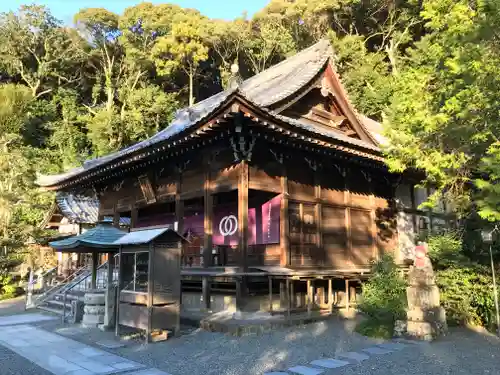 繁多寺の本殿