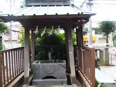 冨塚八幡宮の手水舎