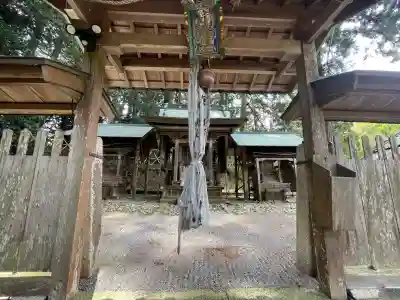 日枝神社 (甲南町稗谷)の{uncategorized: "未分類", other: "その他", undefined: "問題あり", building: "その他建物", grave: "お墓", sacred_gate: "鳥居", guardian: "狛犬", statue: "像", buddha: "仏像", history: "歴史", nature: "自然", garden: "庭園", animal: "動物", pagoda: "塔", temizu: "手水舎", mountain_gate: "山門・神門", sanctuary: "本殿・本堂", subordinate: "末社・摂社", art: "芸術", scenery: "景色", jizo: "地蔵", ema: "絵馬", goshuin: "御朱印", omikuji: "おみくじ", items: "授与品その他", amulet: "お守り", goshuincho: "御朱印帳", eats: "食事", festival: "お祭り", votive_dance: "神楽", shichigosan: "七五三参", wedding: "結婚式", experience: "体験その他", initially: "初詣", around: "周辺", anti_infection: "感染症対策"}