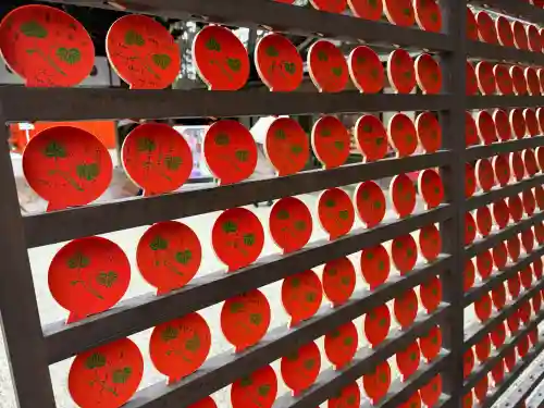 河合神社（鴨川合坐小社宅神社）の{uncategorized: "未分類", other: "その他", undefined: "問題あり", building: "その他建物", grave: "お墓", sacred_gate: "鳥居", guardian: "狛犬", statue: "像", buddha: "仏像", history: "歴史", nature: "自然", garden: "庭園", animal: "動物", pagoda: "塔", temizu: "手水舎", mountain_gate: "山門・神門", sanctuary: "本殿・本堂", subordinate: "末社・摂社", art: "芸術", scenery: "景色", jizo: "地蔵", ema: "絵馬", goshuin: "御朱印", omikuji: "おみくじ", items: "授与品その他", amulet: "お守り", goshuincho: "御朱印帳", eats: "食事", festival: "お祭り", votive_dance: "神楽", shichigosan: "七五三参", wedding: "結婚式", experience: "体験その他", initially: "初詣", around: "周辺", anti_infection: "感染症対策"}