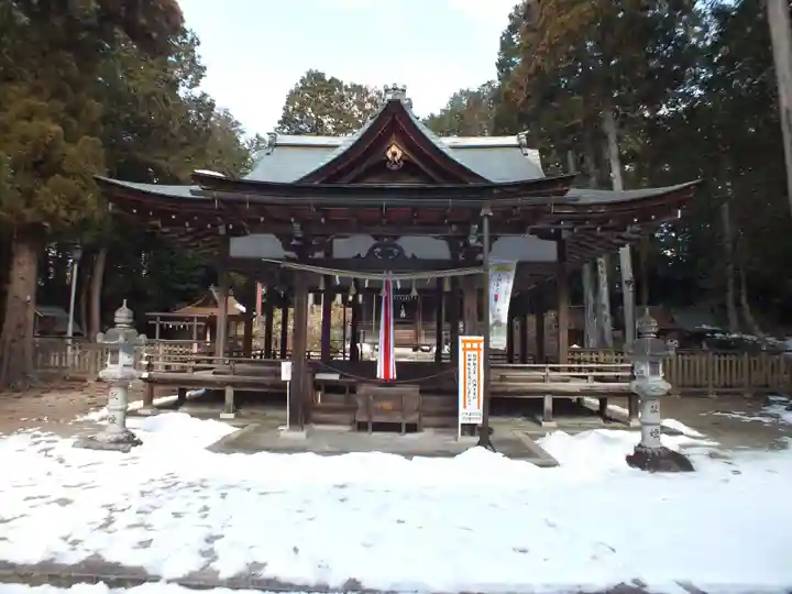大笹原神社の本殿・本堂