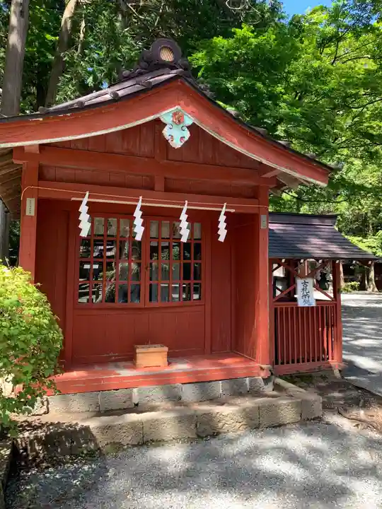 北口本宮冨士浅間神社の末社・摂社
