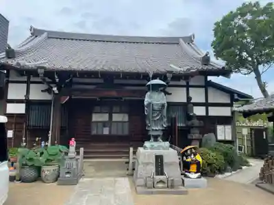 谷中西光寺の本殿・本堂