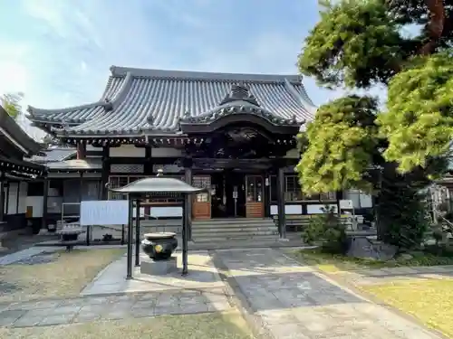 長泉寺の本殿