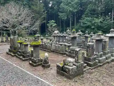 人穴浅間神社(静岡県)