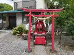 （芝生）浅間神社の末社