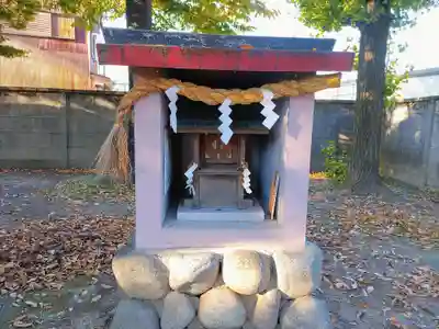 神明社の末社・摂社