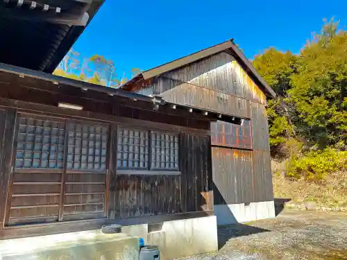 赤尾渋垂郡辺神社の本殿