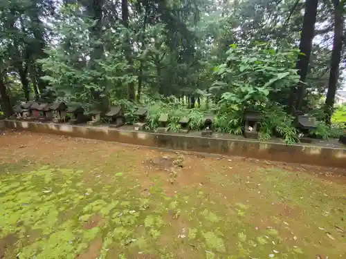 伊与久雷電神社の末社・摂社
