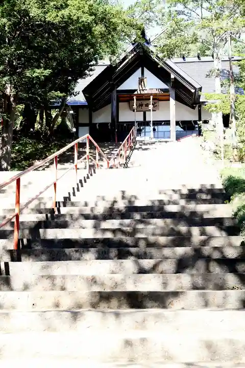虻田神社の本殿・本堂