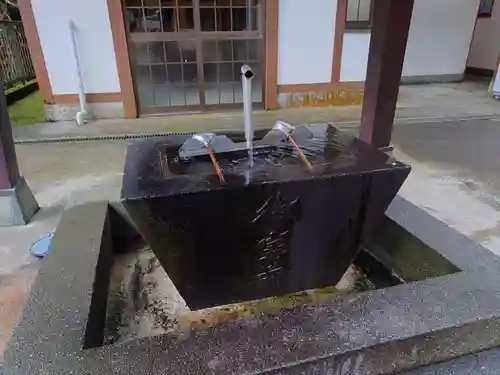 神場山神社の手水