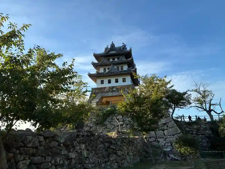芝右衛門狸の祠(兵庫県)