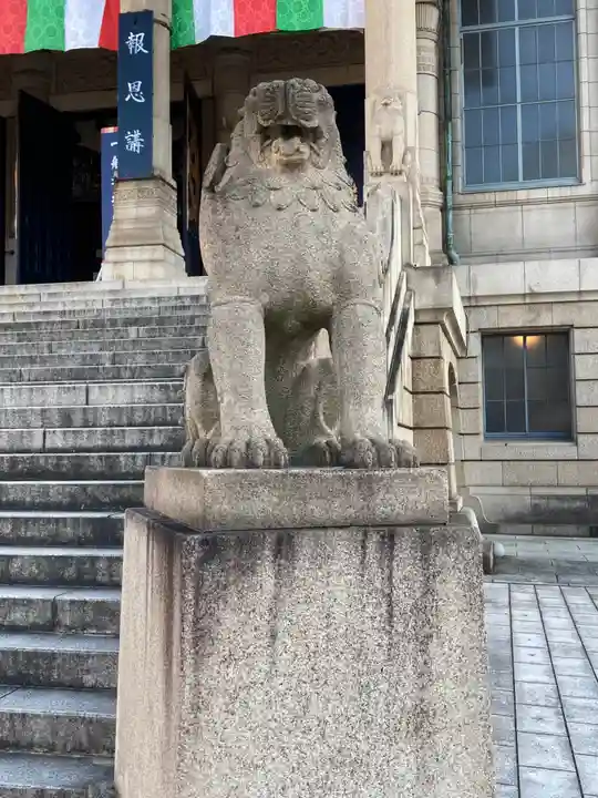 築地本願寺(本願寺築地別院)の狛犬