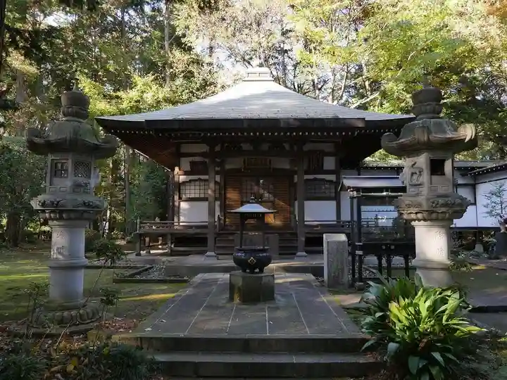 三寳寺の本殿・本堂