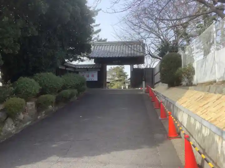 高照寺の山門・神門