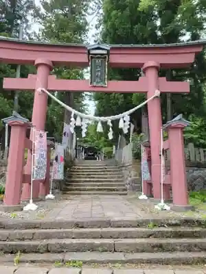 関山神社の鳥居