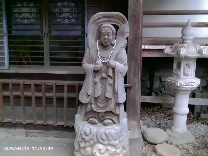 釋尊寺の{uncategorized: "未分類", other: "その他", undefined: "問題あり", building: "その他建物", grave: "お墓", sacred_gate: "鳥居", guardian: "狛犬", statue: "像", buddha: "仏像", history: "歴史", nature: "自然", garden: "庭園", animal: "動物", pagoda: "塔", temizu: "手水舎", mountain_gate: "山門・神門", sanctuary: "本殿・本堂", subordinate: "末社・摂社", art: "芸術", scenery: "景色", jizo: "地蔵", ema: "絵馬", goshuin: "御朱印", omikuji: "おみくじ", items: "授与品その他", amulet: "お守り", goshuincho: "御朱印帳", eats: "食事", festival: "お祭り", votive_dance: "神楽", shichigosan: "七五三参", wedding: "結婚式", experience: "体験その他", initially: "初詣", around: "周辺", anti_infection: "感染症対策"}