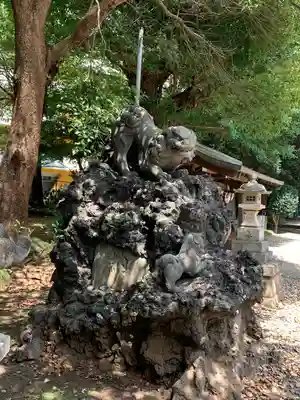 前原御嶽神社の狛犬