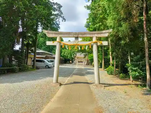 諏訪神社の鳥居