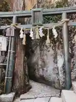 阿賀神社の{uncategorized: "未分類", other: "その他", undefined: "問題あり", building: "その他建物", grave: "お墓", sacred_gate: "鳥居", guardian: "狛犬", statue: "像", buddha: "仏像", history: "歴史", nature: "自然", garden: "庭園", animal: "動物", pagoda: "塔", temizu: "手水舎", mountain_gate: "山門・神門", sanctuary: "本殿・本堂", subordinate: "末社・摂社", art: "芸術", scenery: "景色", jizo: "地蔵", ema: "絵馬", goshuin: "御朱印", omikuji: "おみくじ", items: "授与品その他", amulet: "お守り", goshuincho: "御朱印帳", eats: "食事", festival: "お祭り", votive_dance: "神楽", shichigosan: "七五三参", wedding: "結婚式", experience: "体験その他", initially: "初詣", around: "周辺", anti_infection: "感染症対策"}