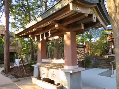 北澤八幡神社の手水舎