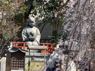大報恩寺（千本釈迦堂）の{uncategorized: "未分類", other: "その他", undefined: "問題あり", building: "その他建物", grave: "お墓", sacred_gate: "鳥居", guardian: "狛犬", statue: "像", buddha: "仏像", history: "歴史", nature: "自然", garden: "庭園", animal: "動物", pagoda: "塔", temizu: "手水舎", mountain_gate: "山門・神門", sanctuary: "本殿・本堂", subordinate: "末社・摂社", art: "芸術", scenery: "景色", jizo: "地蔵", ema: "絵馬", goshuin: "御朱印", omikuji: "おみくじ", items: "授与品その他", amulet: "お守り", goshuincho: "御朱印帳", eats: "食事", festival: "お祭り", votive_dance: "神楽", shichigosan: "七五三参", wedding: "結婚式", experience: "体験その他", initially: "初詣", around: "周辺", anti_infection: "感染症対策"}