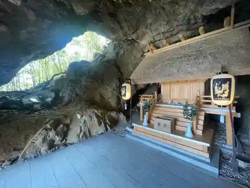 安乎岩戸信龍神社　(安乎八幡神社 摂社)(兵庫県)