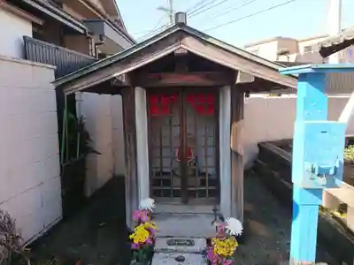 祠の本殿・本堂