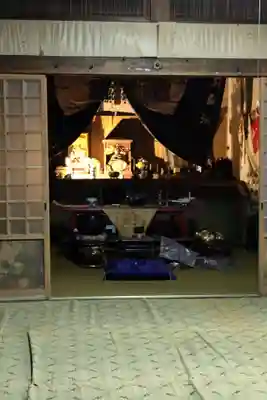 穴弘法（古城山遍照閣）(岐阜県)