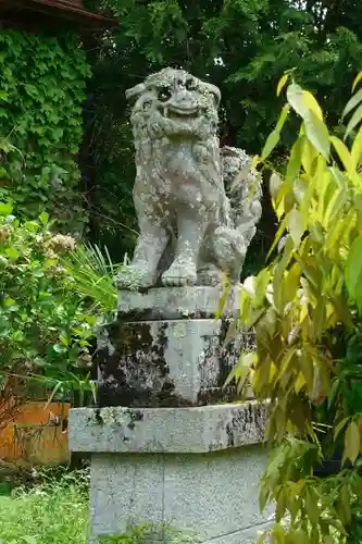 勝手神社の狛犬