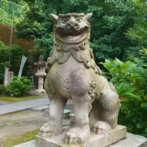 久國神社の狛犬