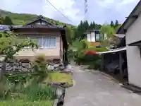 慈久神社の{uncategorized: "未分類", other: "その他", undefined: "問題あり", building: "その他建物", grave: "お墓", sacred_gate: "鳥居", guardian: "狛犬", statue: "像", buddha: "仏像", history: "歴史", nature: "自然", garden: "庭園", animal: "動物", pagoda: "塔", temizu: "手水舎", mountain_gate: "山門・神門", sanctuary: "本殿・本堂", subordinate: "末社・摂社", art: "芸術", scenery: "景色", jizo: "地蔵", ema: "絵馬", goshuin: "御朱印", omikuji: "おみくじ", items: "授与品その他", amulet: "お守り", goshuincho: "御朱印帳", eats: "食事", festival: "お祭り", votive_dance: "神楽", shichigosan: "七五三参", wedding: "結婚式", experience: "体験その他", initially: "初詣", around: "周辺", anti_infection: "感染症対策"}