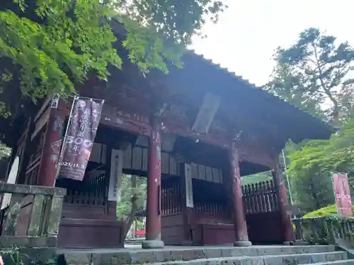 北口本宮冨士浅間神社の山門・神門
