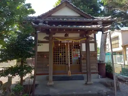 稲荷神社の本殿・本堂