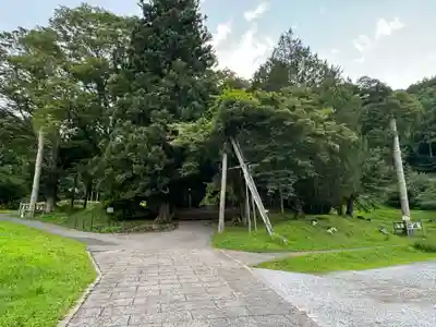 諏訪大社上社前宮(長野県)