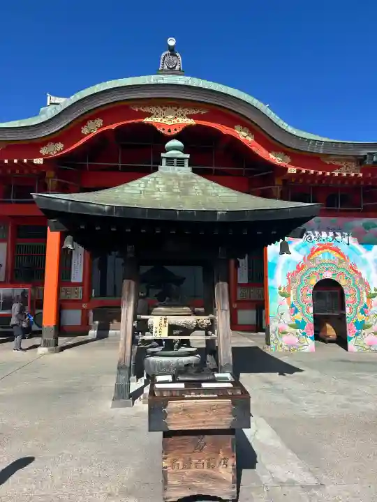 成田山名古屋別院大聖寺(犬山成田山)の{uncategorized: "未分類", other: "その他", undefined: "問題あり", building: "その他建物", grave: "お墓", sacred_gate: "鳥居", guardian: "狛犬", statue: "像", buddha: "仏像", history: "歴史", nature: "自然", garden: "庭園", animal: "動物", pagoda: "塔", temizu: "手水舎", mountain_gate: "山門・神門", sanctuary: "本殿・本堂", subordinate: "末社・摂社", art: "芸術", scenery: "景色", jizo: "地蔵", ema: "絵馬", goshuin: "御朱印", omikuji: "おみくじ", items: "授与品その他", amulet: "お守り", goshuincho: "御朱印帳", eats: "食事", festival: "お祭り", votive_dance: "神楽", shichigosan: "七五三参", wedding: "結婚式", experience: "体験その他", initially: "初詣", around: "周辺", anti_infection: "感染症対策"}