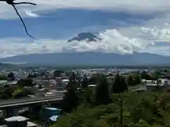 新倉富士浅間神社(山梨県)