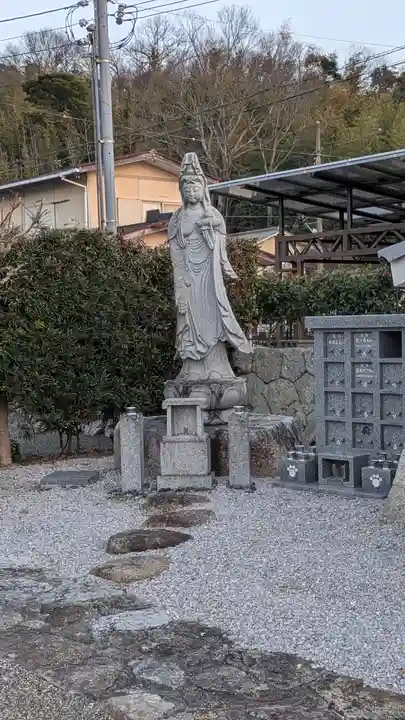 西願寺(滋賀県)