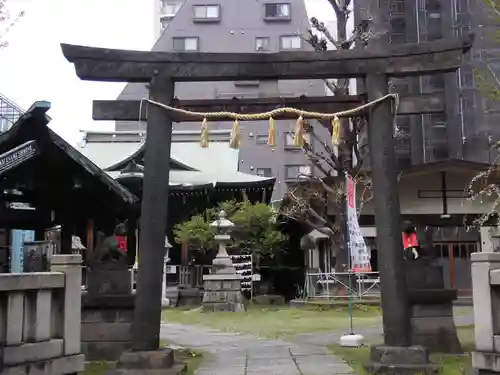 千束稲荷神社の鳥居