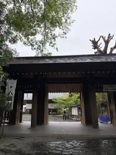 阿佐ヶ谷神明宮の{uncategorized: "未分類", other: "その他", undefined: "問題あり", building: "その他建物", grave: "お墓", sacred_gate: "鳥居", guardian: "狛犬", statue: "像", buddha: "仏像", history: "歴史", nature: "自然", garden: "庭園", animal: "動物", pagoda: "塔", temizu: "手水舎", mountain_gate: "山門・神門", sanctuary: "本殿・本堂", subordinate: "末社・摂社", art: "芸術", scenery: "景色", jizo: "地蔵", ema: "絵馬", goshuin: "御朱印", omikuji: "おみくじ", items: "授与品その他", amulet: "お守り", goshuincho: "御朱印帳", eats: "食事", festival: "お祭り", votive_dance: "神楽", shichigosan: "七五三参", wedding: "結婚式", experience: "体験その他", initially: "初詣", around: "周辺", anti_infection: "感染症対策"}