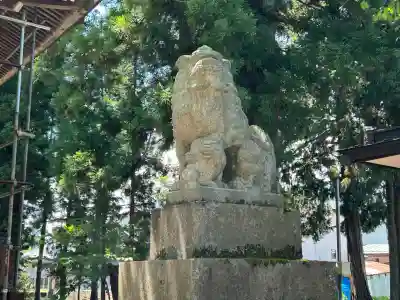 諏訪神社の狛犬