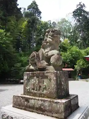 八幡神社の狛犬